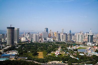 马化腾罕见公开露面：身形暴瘦一圈 一眼认不出